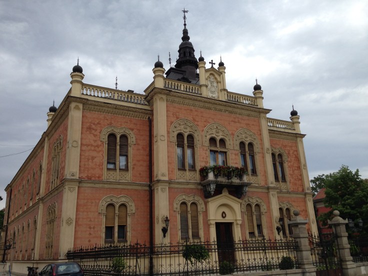 20160507_120100608_iOS